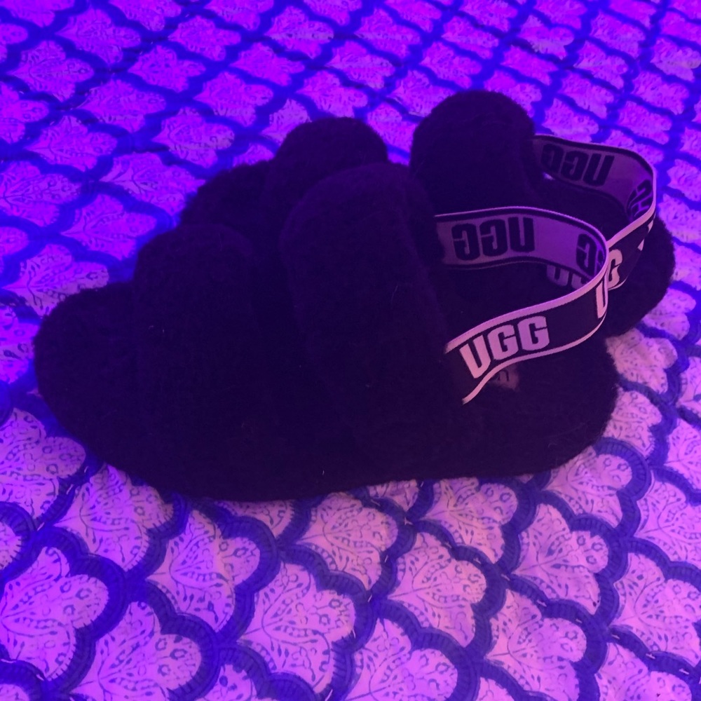 Ugg Oh Yeah Slides